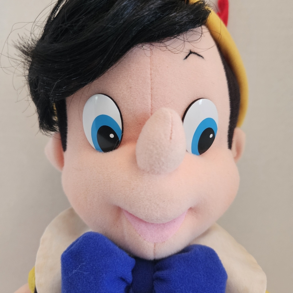 Pinocchio 18” Plush Stuffed Toy Doll Vtg 1992 Mattel Walt Disney - Picture 8 of 8